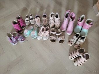 Sada dievčenských topánok