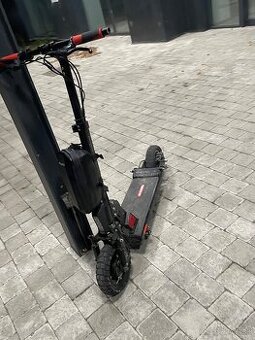 Elektricka kolobezka bogist c1 pro