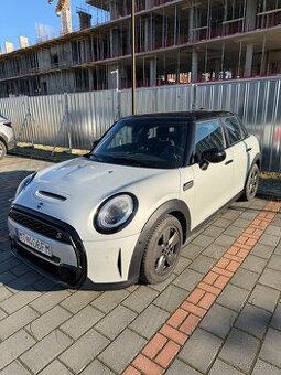 MINI Cooper S 5-dverí