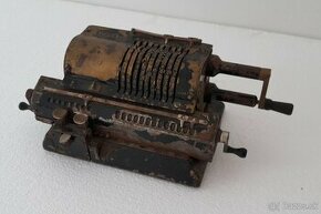 Predám starožitný mechanicky počítací stroj