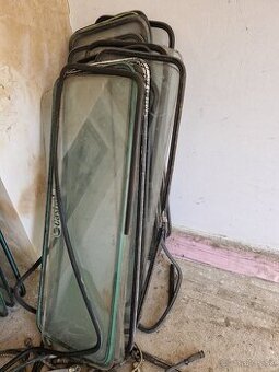 Multicar M25 bočné, zadné sklo