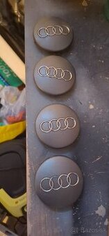 Predam  stredove krytky  original audi 60mm