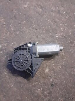 Skoda octavia 1 motorcek  okna P.P.