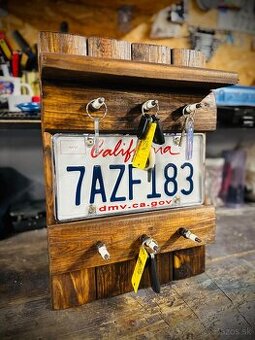 Vesiak na kluce California USA