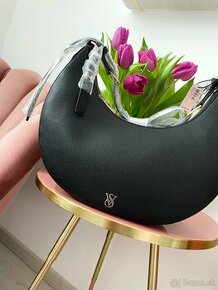Čierna kabelka Victoria’s Secret