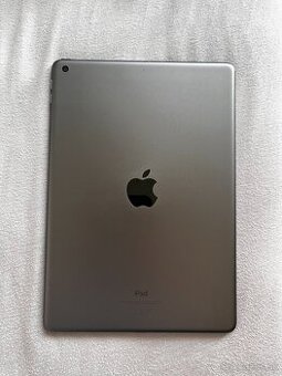 Predám iPad 7. generácia