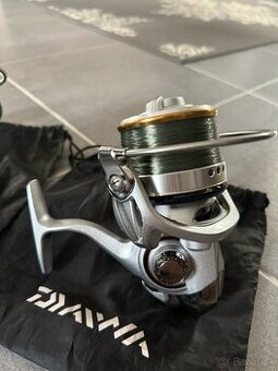 Daiwa Surf Basia 25 qd