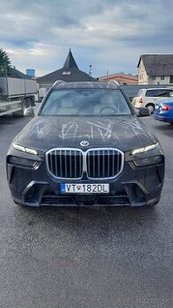 Predám BMW X7 xDrive40i