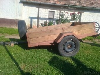 Prívesný vozík