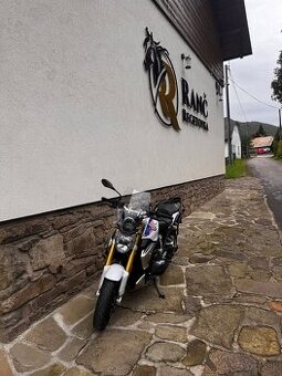 BMW r1250 r
