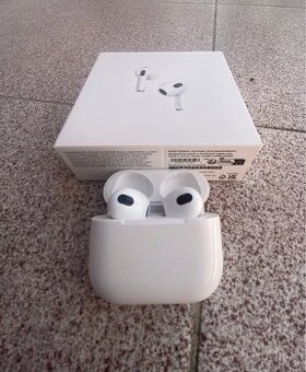 🎧 AirPods 3. generácie – originál Apple