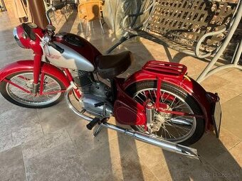 Predam Jawa 250 Perak