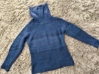 Dámsky pulóver s rolákom XL/42
