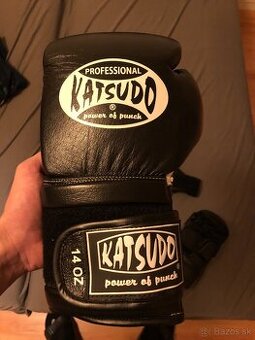 Boxerské a MMA rukavice