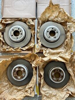 Komplet BMW Z4 E89 35i original brzdový kit