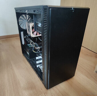 i7 4790, 16GB ram, 970GTX, 256GB SSD + 1TB HDD
