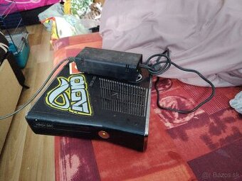 Hladam na  Xbox 360