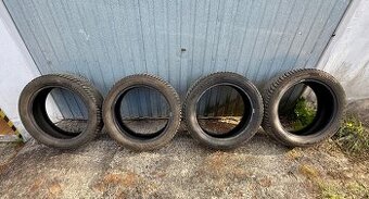 Predám celoročné pneumatiky Kumho 215/50 R18 HA32 92W 3PMSF