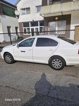 Predám škodu octáviu 2 2011 1,6tdi