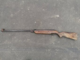 Predám vzduchovka Slavia 630 model 77