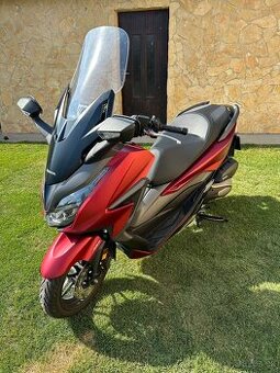 Honda Forza 125