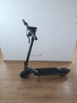 🛴 Xiaomi Electric Scooter 4 Ultra – excellent condition 👌