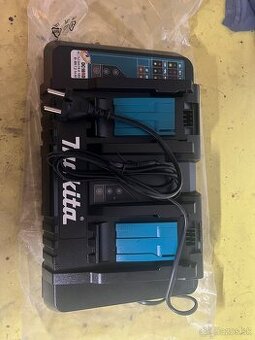 Makita DC18RD