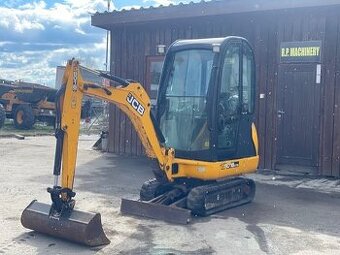 Pásový bagr JCB 8016