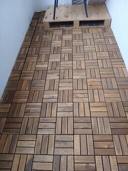 Dlazdice balkon drevene