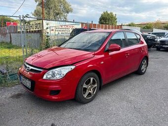Hyundai i30 1.4 benzin 80kw