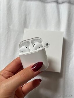 Apple AirPods 2