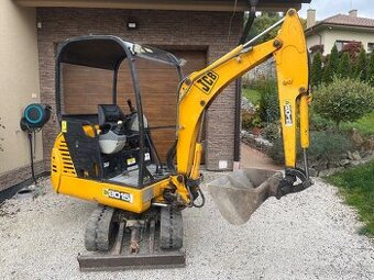 Minibager JCB 8015 s privesnym vozikom