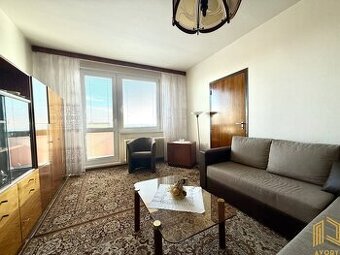 3 - IZB. BYT (86m2), KOMORA s OKNOM, SMRDÁKY, SENICA