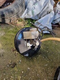 Predam posilnovac brzd w124 250d