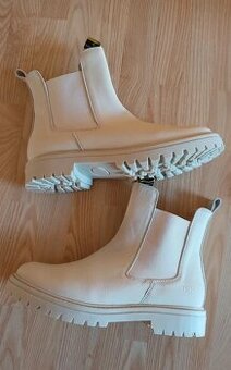 ZLAVA - kožené nové čižmy Jolana & Fenena, v.40