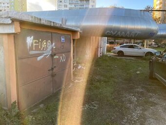 Prenajmem garaz pri Jantarovej ul