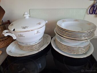 Obedová porcelánová súprava-ČESKOSLOVENSKO