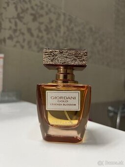Oriflame Giordani Gold Essenza Blossom