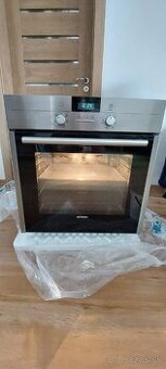 Predám spoľahlivú vstavanú rúru SIEMENS HB23AB520