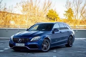 Mercedes Benz C63 AMG w205 - TOP stav