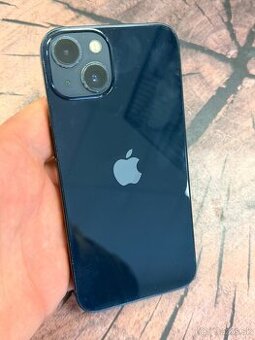 iPhone 13 black 128 batéria 100% top stav