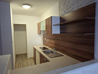 Prenájom 3KK - izbového bytu Bytčická ulica