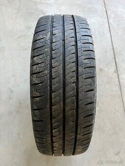 Predám  gumy 225/65 R 16 C MICHELIN