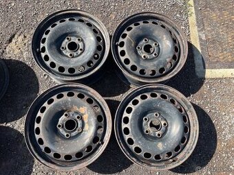 Predám  plechové disky 5x112 R16 na VW Passat B6 B7 SuperB