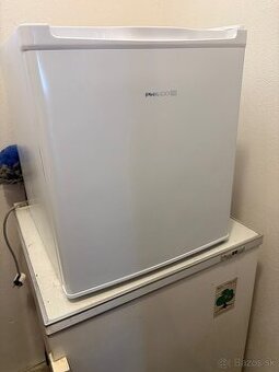Philco PSL40 F Cube