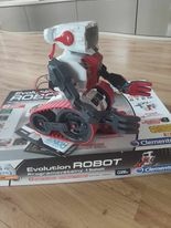 Predám: robot Evolution Clementoni