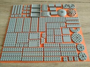 (B16) Lego® Diely, svetlo šedé