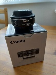 Canon efs 24mm f2.8