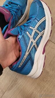 asics tenisky