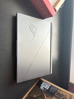 Herný notebook Asus ROG Strix G16